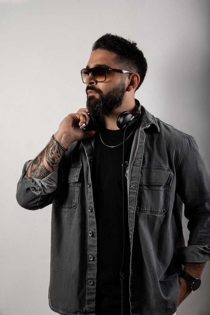 KHALDERA studio portrait
